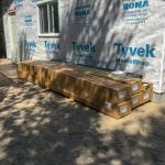 Oh oh, the siding is here!